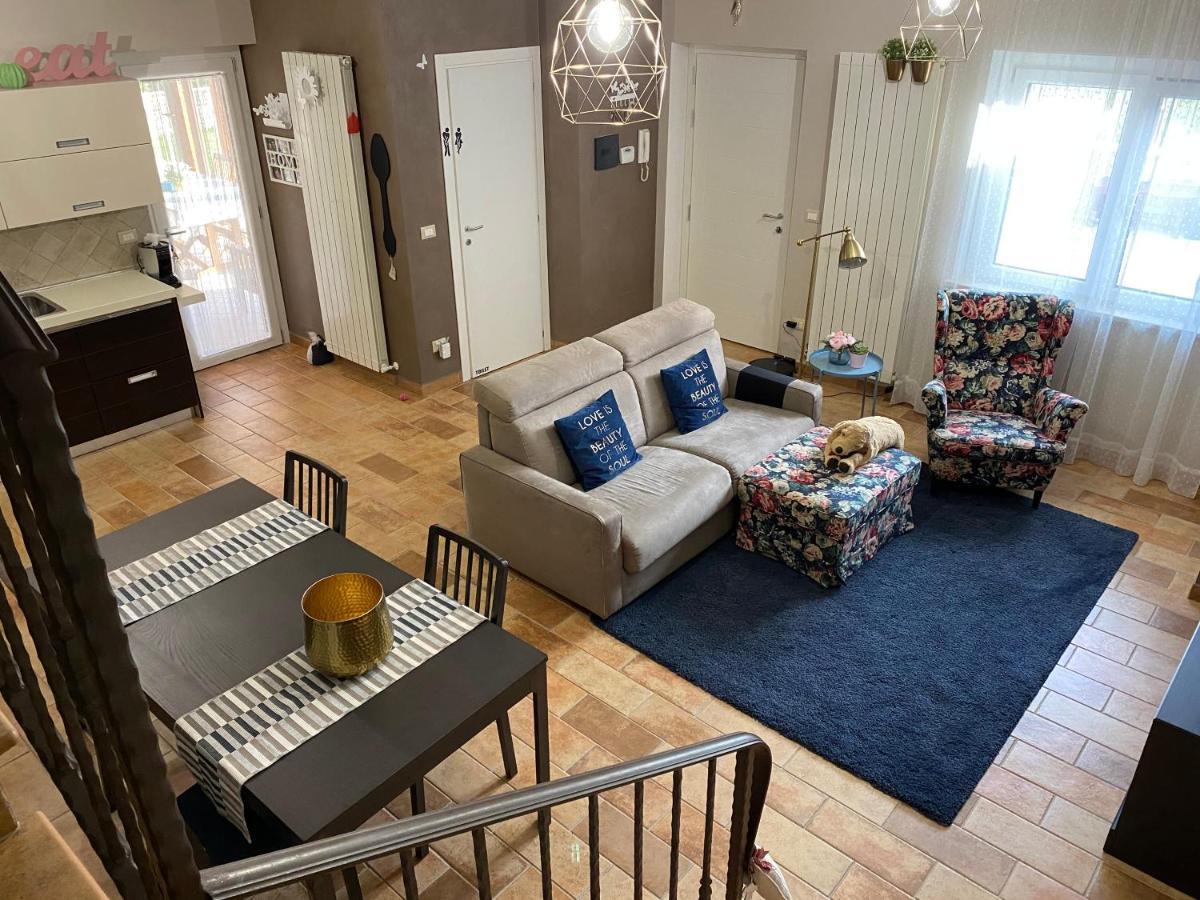 Casa Vacanze Boutique House Casa Mimo San Demetrio ne' Vestini المظهر الخارجي الصورة